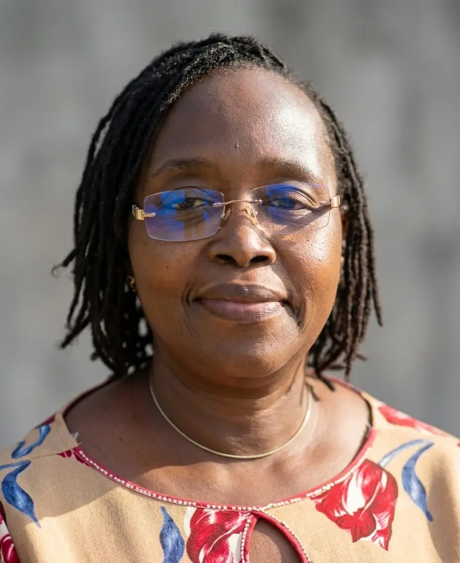 Portrait — Dr Colette AZANDJEME, Chef de département