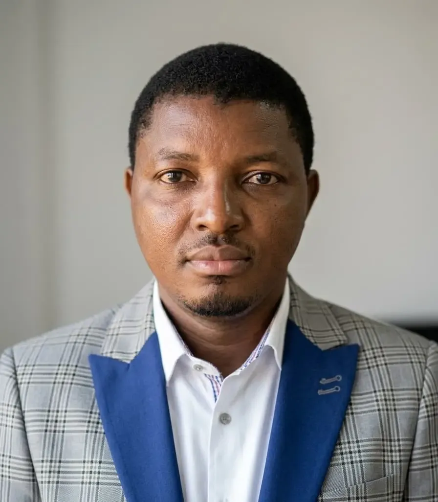 Portrait — Dr S. Jonas GBAGUIDI, Administrateur
